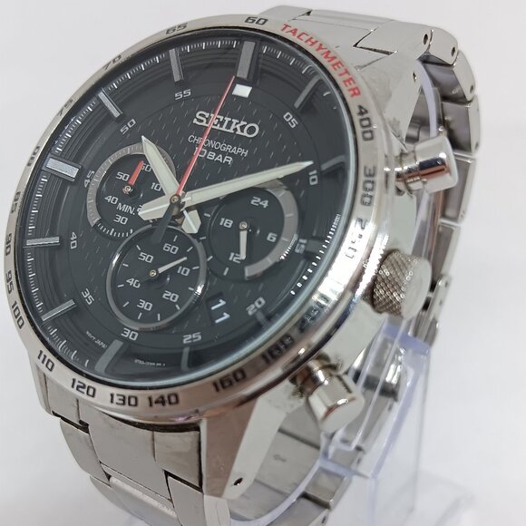 Seiko Silver and Black Chronograph Watch - Picture 1 of 10